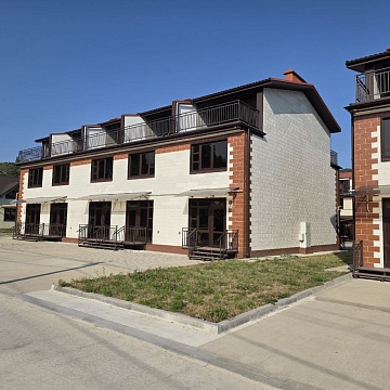 Краснодарский край, Сочи, Побратимов улица, д.35Б1 Объявление Дом, 88.6м2, 3 эт, 1 сот.