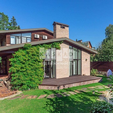 Объявление Дом, 350м2, 3 эт, 10 сот.