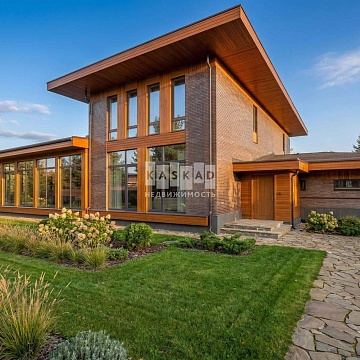 Объявление Дом, 700м2, 2 эт, 15 сот.