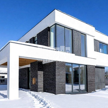 Объявление Дом, 200м2, 2 эт, 6 сот.