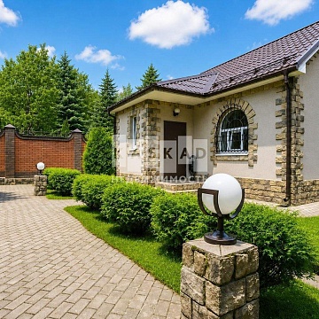 Объявление Дом, 300м2, 2 эт, 20 сот.