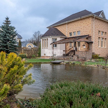 Объявление Дом, 500м2, 2 эт, 18 сот.