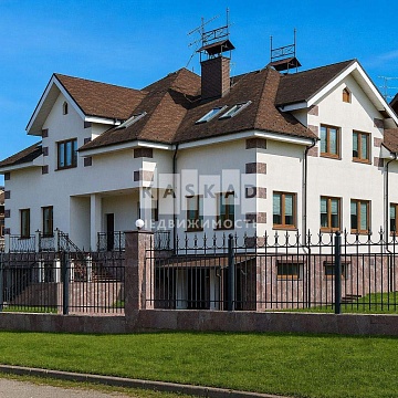 Объявление Дом, 650м2, 3 эт, 22 сот.