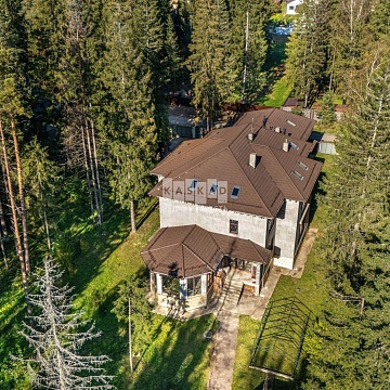 Объявление Дом, 850м2, 3 эт, 33 сот.