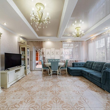 Объявление Дом, 170м2, 3 эт, 9 сот.