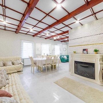 Объявление Дом, 200м2, 3 эт, 10 сот.