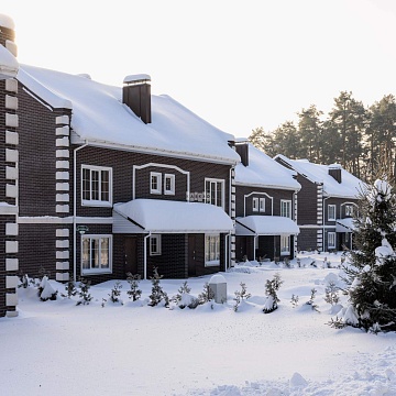 Объявление Дом, 180м2, 3 эт, 3 сот.